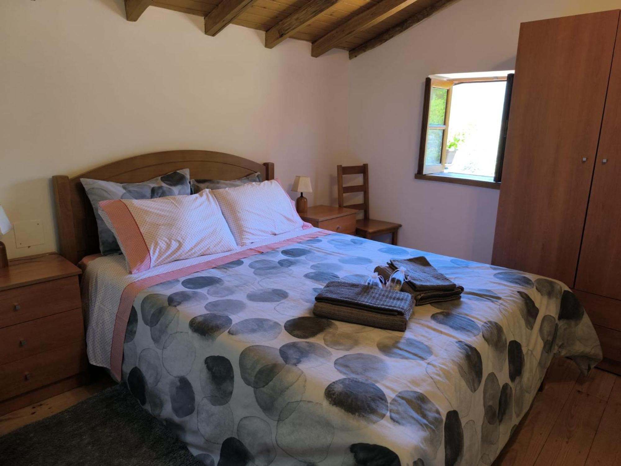 Casa Da Esperanca Lousa (Central Portugal)
